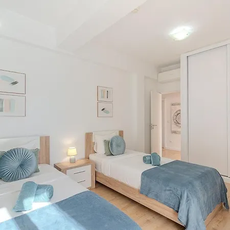 Apartamento Bright & Inviting 2-bedroom Apt, Marina *
