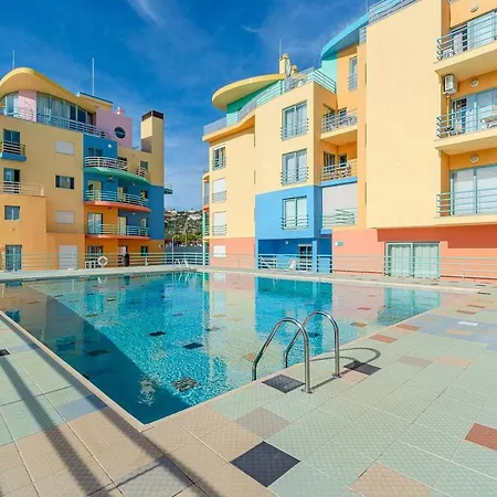 Bright & Inviting 2-bedroom Apt, Marina Apartment Albufeira
